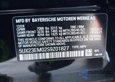 2025 BMW X7 xDrive40I z USA, uszkodzony, nr VIN 5UX23EM02S9Z01827